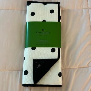 Kate Spade reversible drying mat